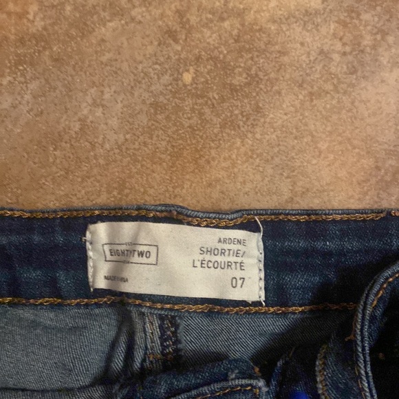 navy blue jean shorts - Picture 2 of 2